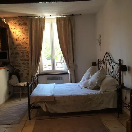 Maison De La Place *