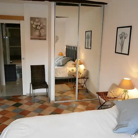 Maison De La Place Appartement