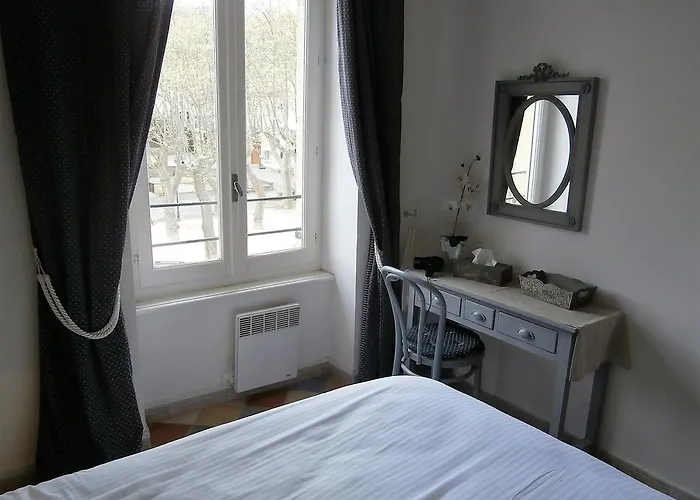 Maison De La Place Appartement