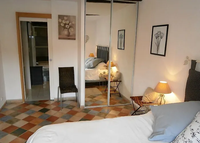 Maison De La Place Apartament