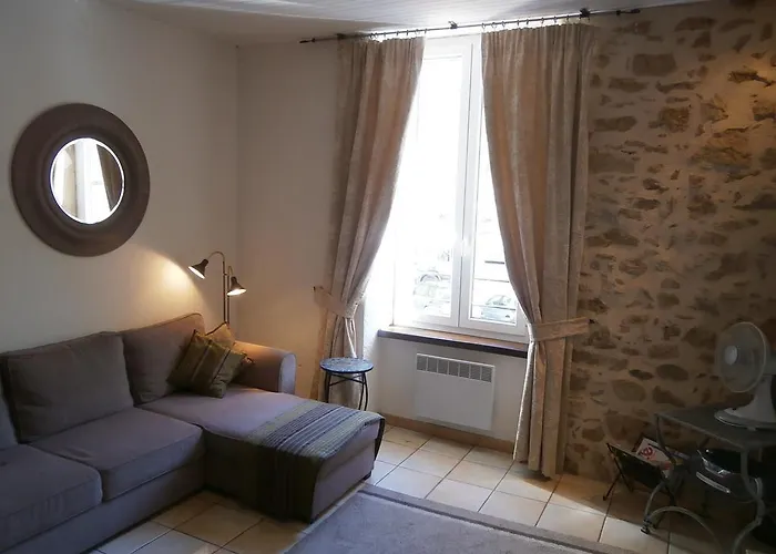 Maison De La Place *