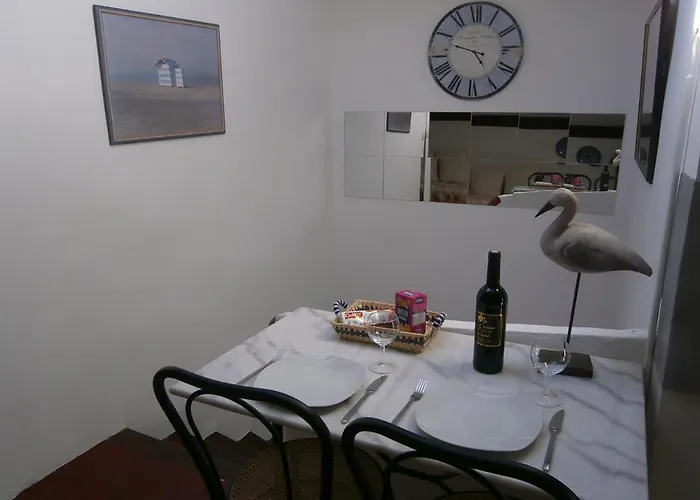 Maison De La Place Saint-Chinian